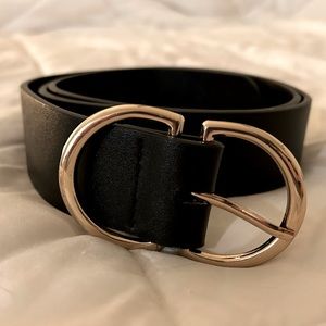 Ladies S/M Black/Gold Belt
